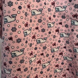 ❄️ Vineyard Vines Yeti Whale Pajama Pants – Pink Winter Print with Bows